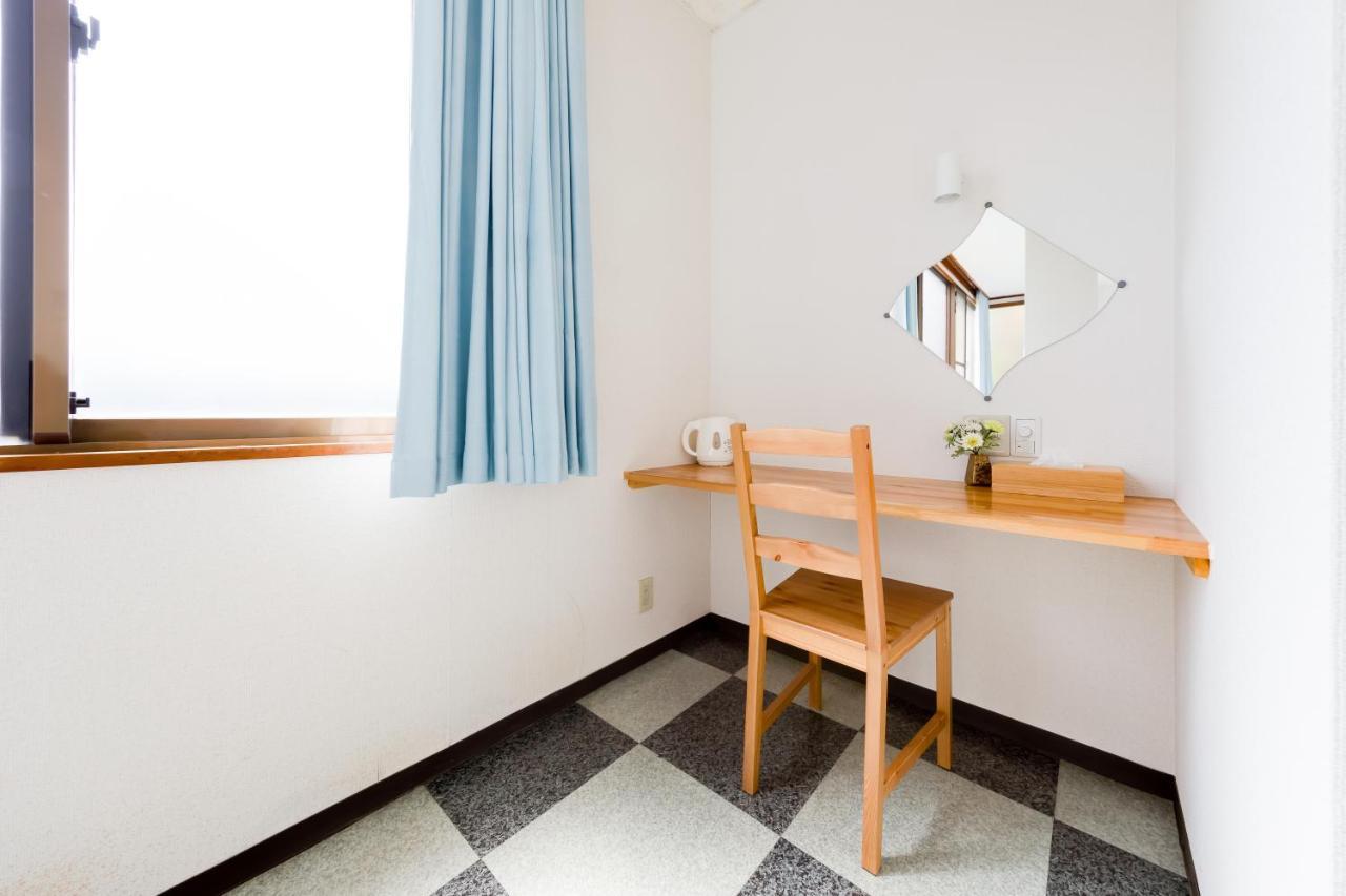 Yolee Guest House Izumisano Esterno foto